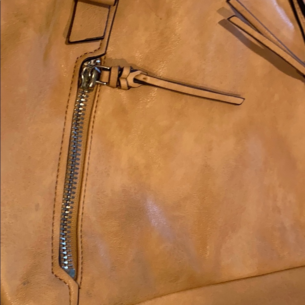 BCBGeneration Tan Purse - Picture 3 of 6